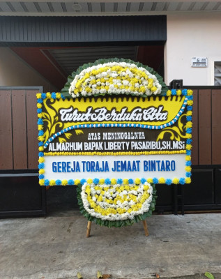 Papan Bunga Duka di Pondoksalam